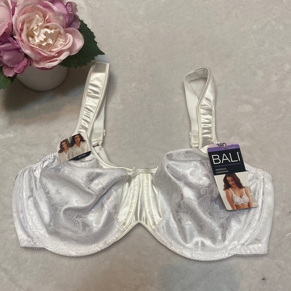 Bali Intimates & Sleepwear Nwt Bali Minimizer Underwire Size 38d